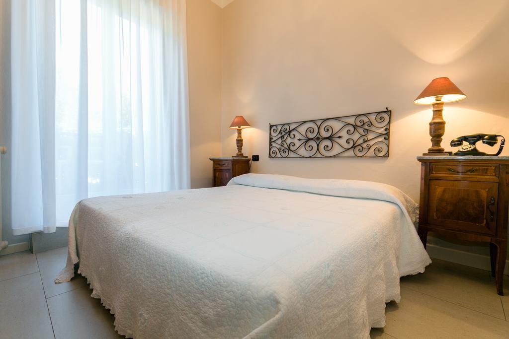 Hotel Mon Repos Sirmione Esterno foto