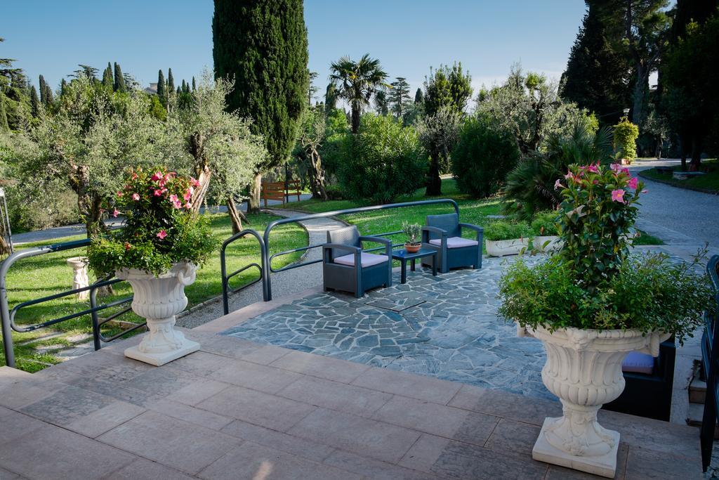 Hotel Mon Repos Sirmione Esterno foto
