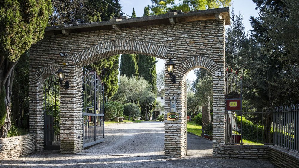 Hotel Mon Repos Sirmione Esterno foto